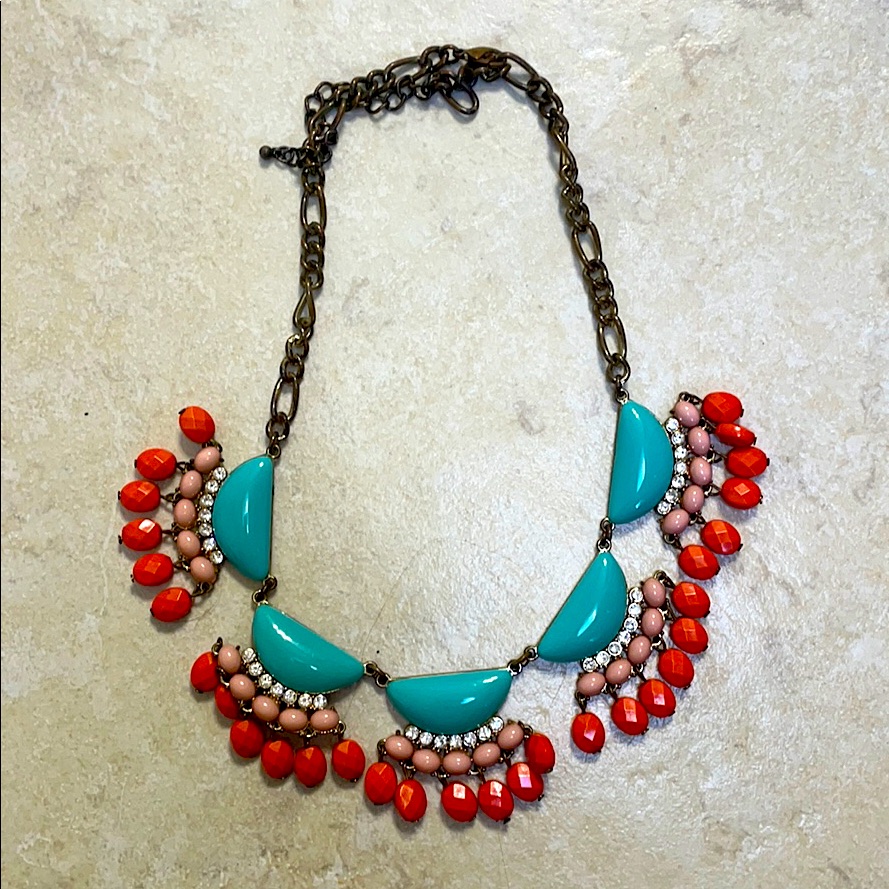 Loft Statement Necklace 25$
